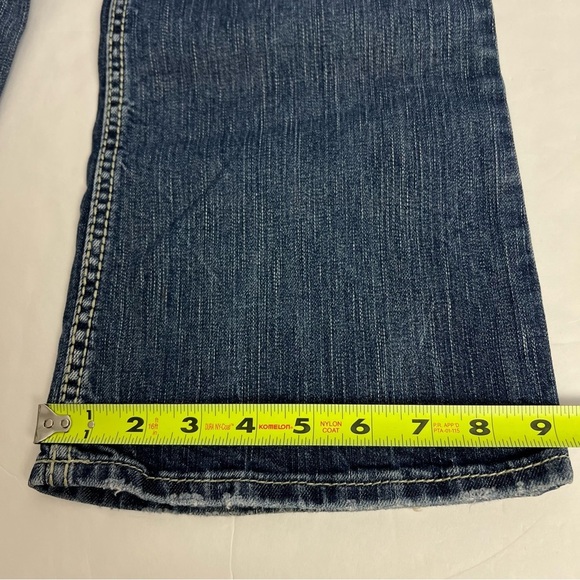 SILVER Women’s Blue Jeans Size 7/8 (29) SUKI Surplus Button Pockets Distressed - Picture 16 of 16